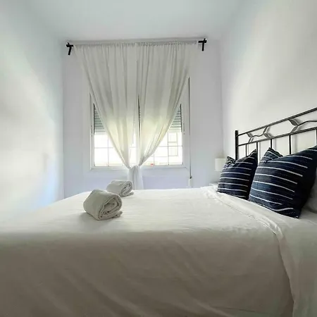 @hostourist Bcn Fira Granvia Plaza Europa-justicia L'Hospitalet de Llobregat