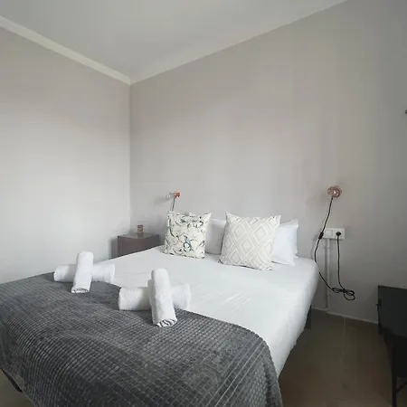 Apartment U-nique Fira Bcn