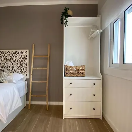 Apartment 'walk To Camp Nou' Stylish 3bd Smart Tv Wifi *