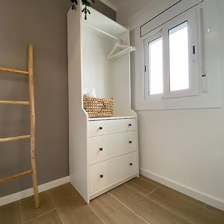 Apartment 'walk To Camp Nou' Stylish 3bd Smart Tv Wifi L'Hospitalet de Llobregat