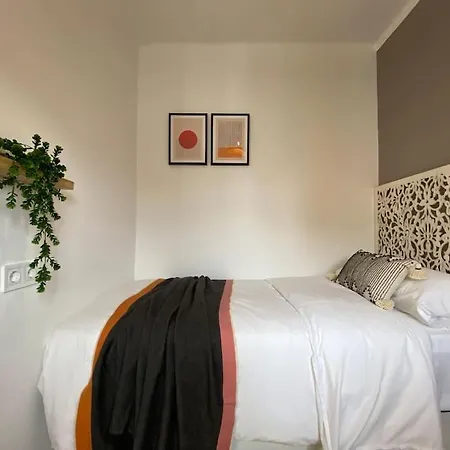'walk To Camp Nou' Stylish 3bd Smart Tv Wifi L'Hospitalet de Llobregat