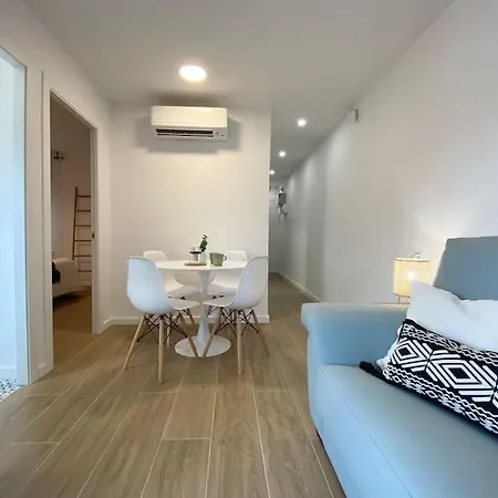 'walk To Camp Nou' Stylish 3bd Smart Tv Wifi * L'Hospitalet de Llobregat