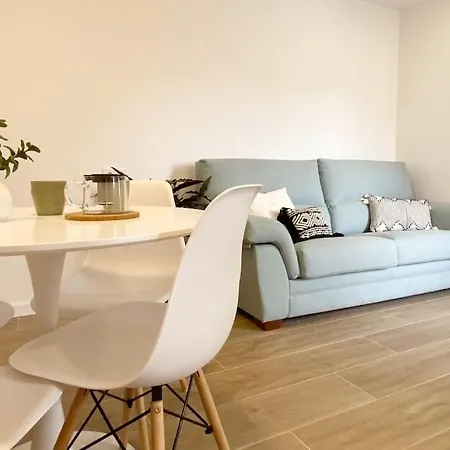 Apartment 'walk To Camp Nou' Stylish 3bd Smart Tv Wifi