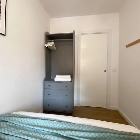 'walk To Camp Nou' Stylish 3bd Smart Tv Wifi * L'Hospitalet de Llobregat