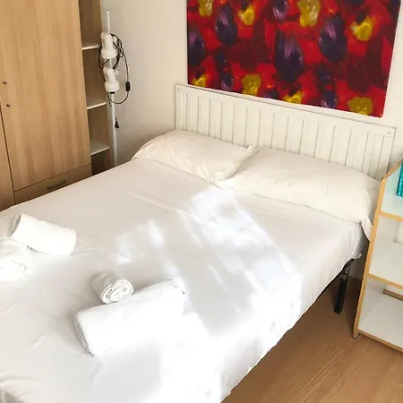 Apartment New! For 3 People Near Fira Gran Via L'Hospitalet de Llobregat