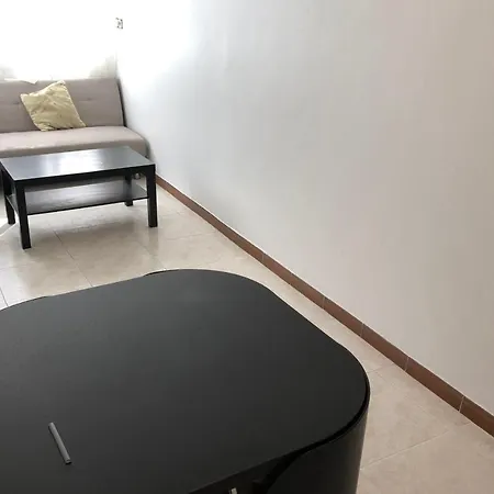 Apartment New! For 3 People Near Fira Gran Via