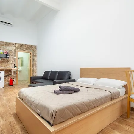 Camp Nou & Fira Business Lofts L'Hospitalet de Llobregat