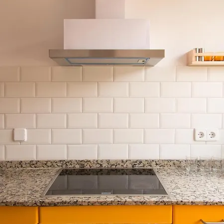 Apartment Bcn Stunning Getaway @direct Metro From Airport L'Hospitalet de Llobregat