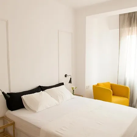 Bcn Stunning Getaway @direct Metro From Airport Apartment *