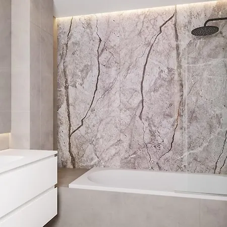Europa Apartment *