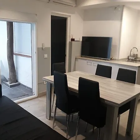 Cozy With Terrace Ariqus * L'Hospitalet de Llobregat