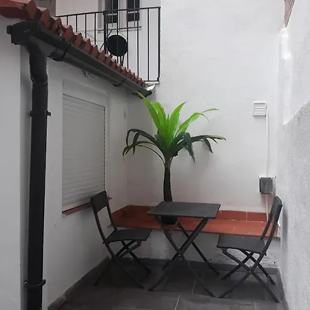 Apartment Cozy With Terrace Ariqus *