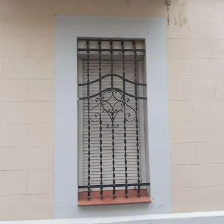 Spacious With Terrace Ariqus *