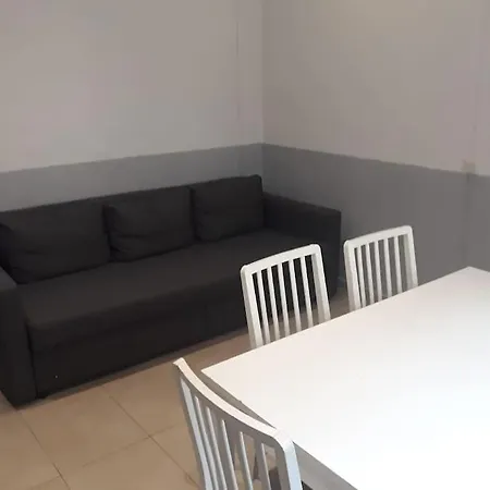 Spacious With Terrace Ariqus L'Hospitalet de Llobregat