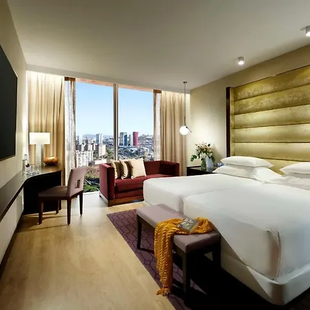 Hyatt Regency Barcelona Tower 5* L'Hospitalet de Llobregat