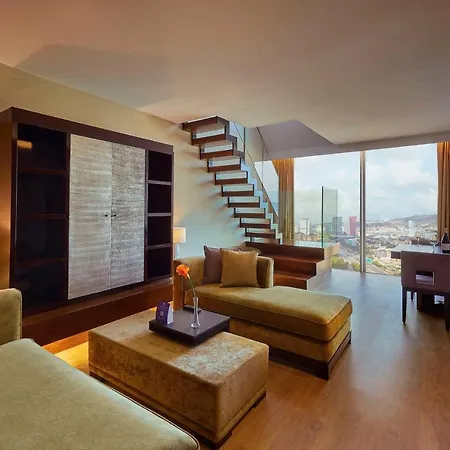 Hyatt Regency Barcelona Tower
