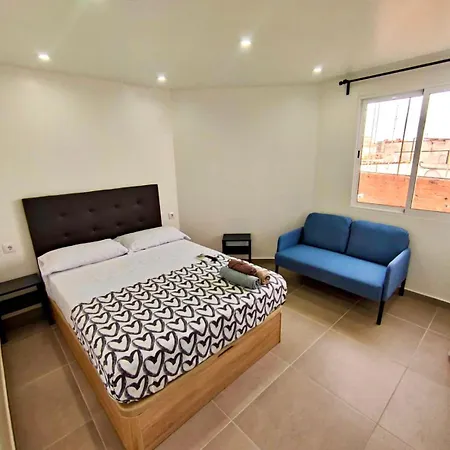 Apartment Con Bano Privado Frente Al Metro L5 Barcelona-hospitalet