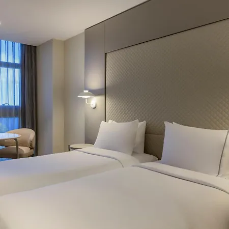 Ac Som By Marriott Hotel L'Hospitalet de Llobregat