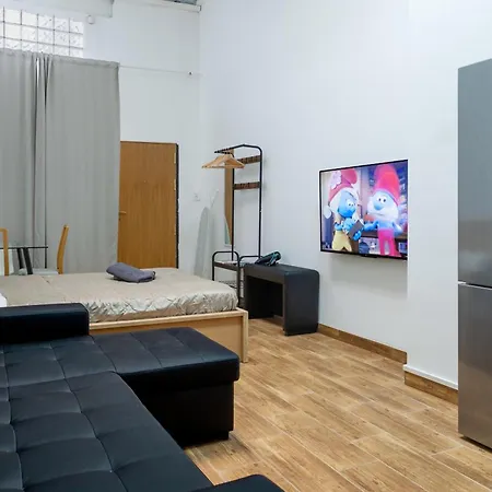 Camp Nou & Fira Business Lofts Aparthotel *