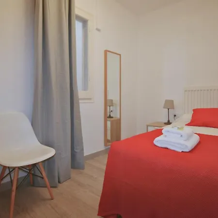Located Close To The Metro, Perfect For 6 People L'Hospitalet de Llobregat