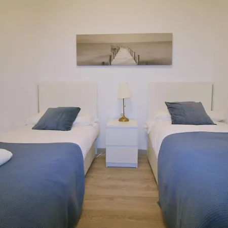 Located Close To The Metro, Perfect For 6 People L'Hospitalet de Llobregat
