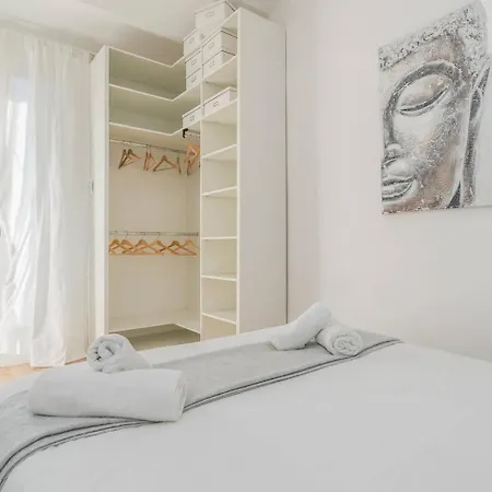 Fira Boutique By Myrentalhost Apartment *
