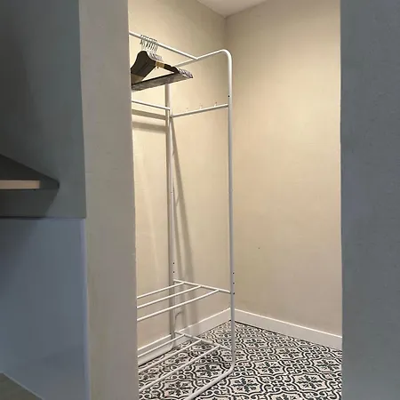 Apartment Con Encanto, Patio Y Piscina L'Hospitalet de Llobregat