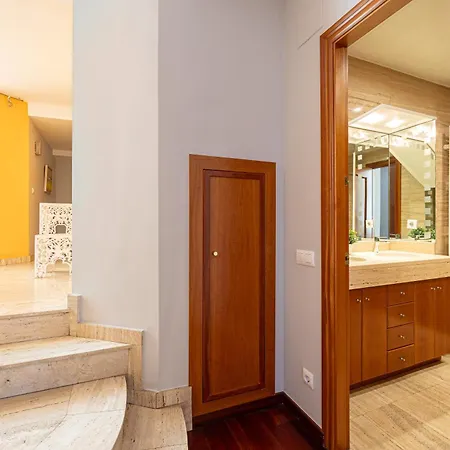 Bright Attic & Amazing Terrace L'Hospitalet de Llobregat