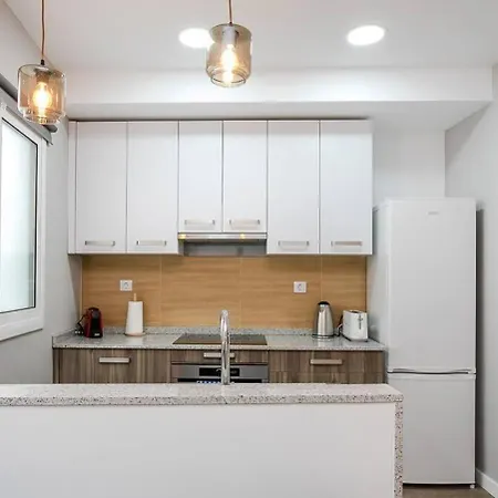 Apartment 3 Bdr&terrace Close To Subway *