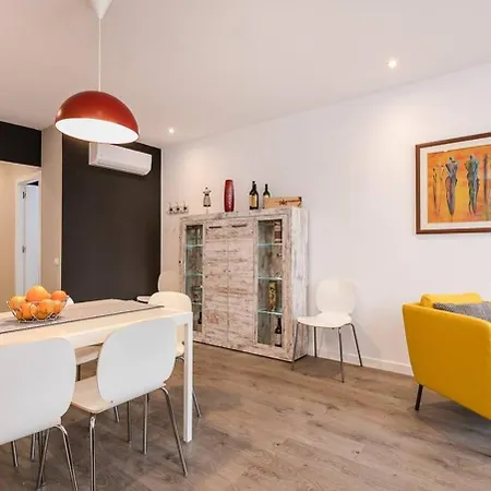 Apartment 3 Bdr&terrace Close To Subway L'Hospitalet de Llobregat
