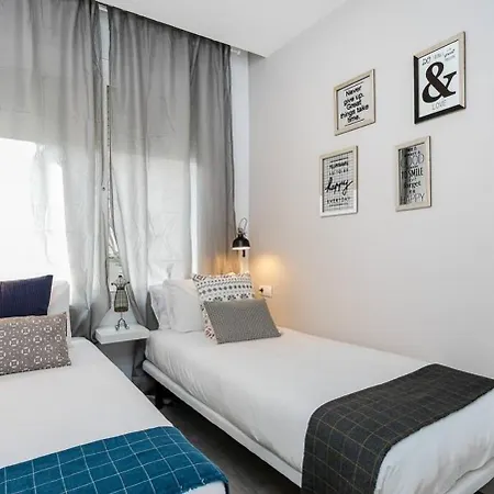 Apartment 3 Bdr&terrace Close To Subway