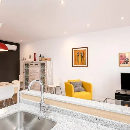Apartment 3 Bdr&terrace Close To Subway L'Hospitalet de Llobregat