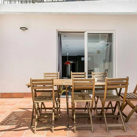 3 Bdr&terrace Close To Subway Apartment