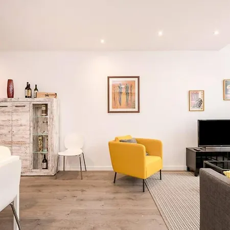 3 Bdr&terrace Close To Subway L'Hospitalet de Llobregat