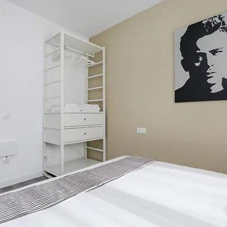 Apartment Magical Design With Terrace L'Hospitalet de Llobregat