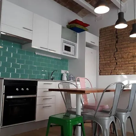 Colour Pop Fira By Myrentalhost Apartment *