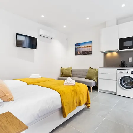 Apartamento Fira Building