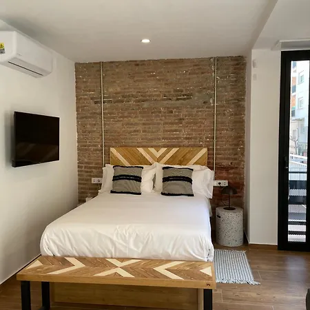 Apartment A 15 Min De Ramblas En Metro