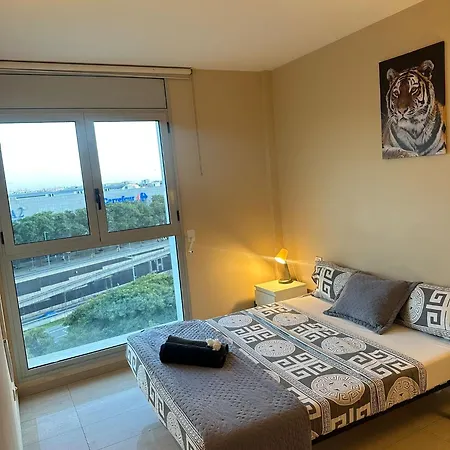 Double With Private Bathroom And View Of The * L'Hospitalet de Llobregat