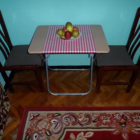 Cheap Apartment *
