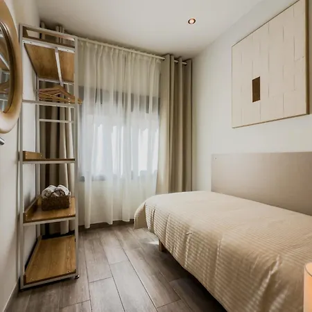 Novus Homes Barcelona Santa Eulalia * L'Hospitalet de Llobregat