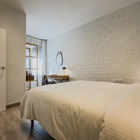 Novus Homes Barcelona Santa Eulalia * L'Hospitalet de Llobregat