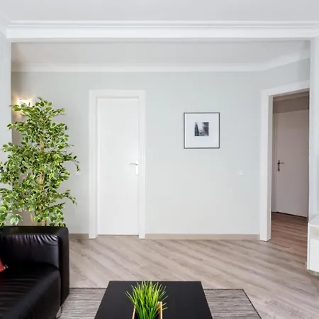 Apartment In Hospitalet *