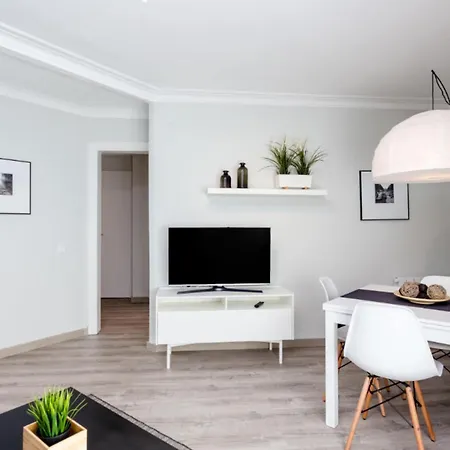 Apartment In Hospitalet