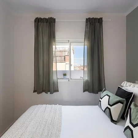 Lovely Attic With Terrace Apartamento