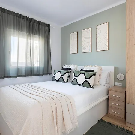 Lovely Attic With Terrace * L'Hospitalet de Llobregat