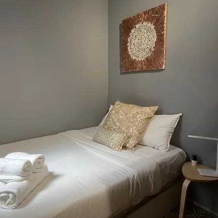 Apartment 4 Fira Barcelona *