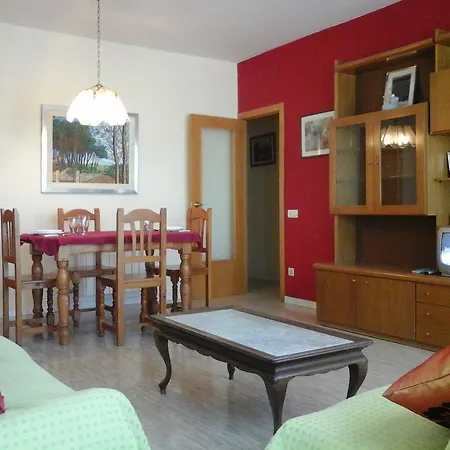 Fira Apartment *