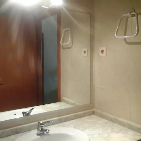 Fira Apartment *