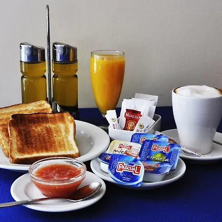 Travelodge Barcelona Fira 3* L'Hospitalet de Llobregat